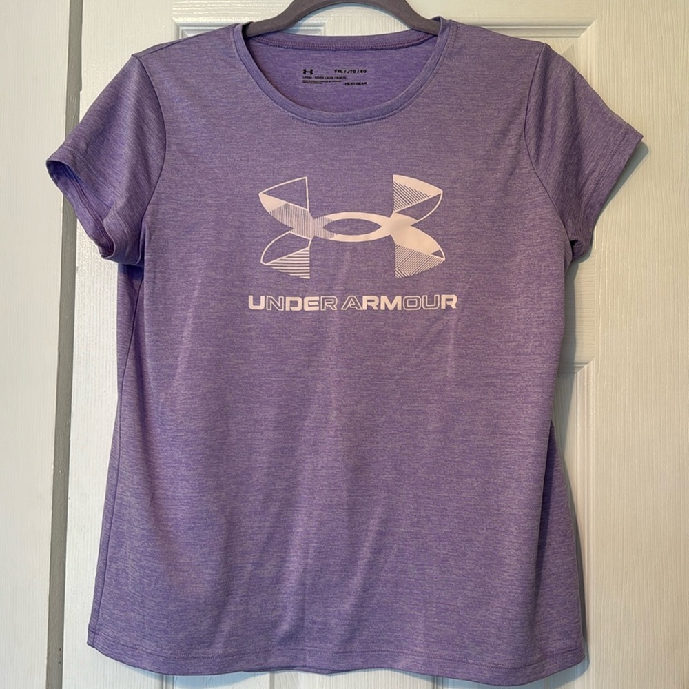 💖 Under Armour Heat Gear Shirt